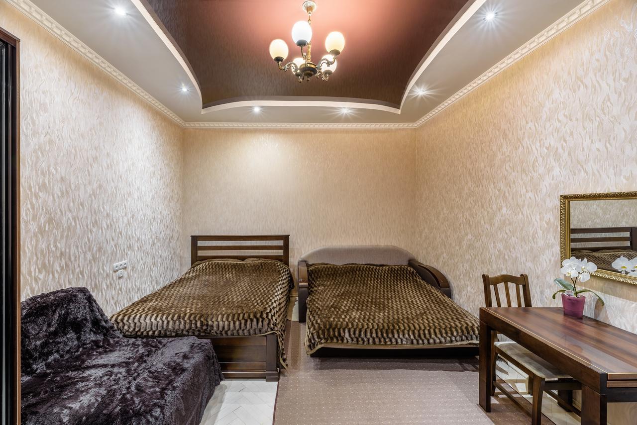 Stepana Bandery Str. 19 Leilighet Lviv Eksteriør bilde
